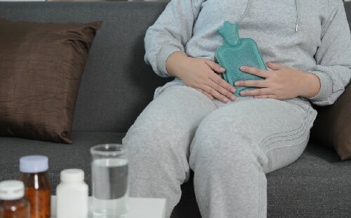 Mal de ventre : que faire contre les douleurs abdominales ?