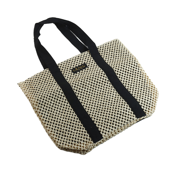 Cadeau : 1 sac d'été Lierac offert