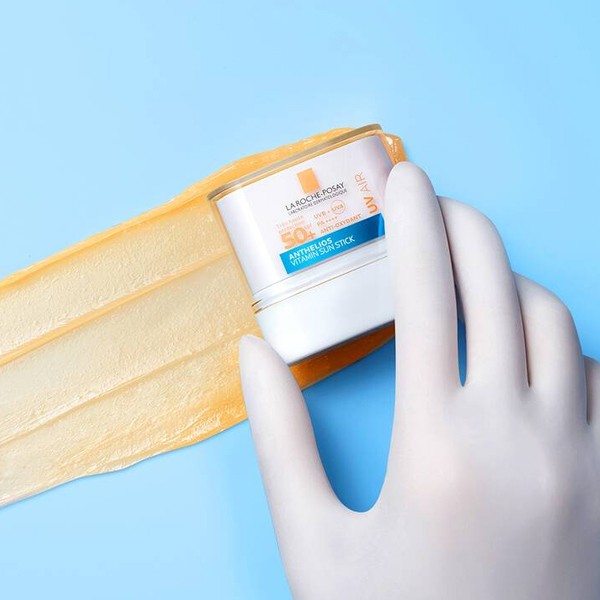 La Roche Posay Anthelios UVAIR Stick solaire vitaminé SPF 50+