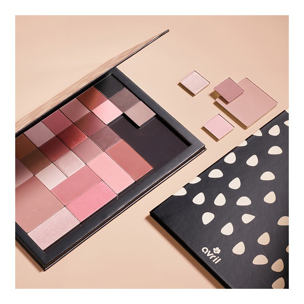 Avril Blush Bio