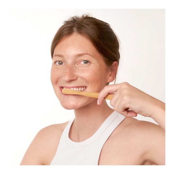 Même Cosmetics Le dentifrice doux