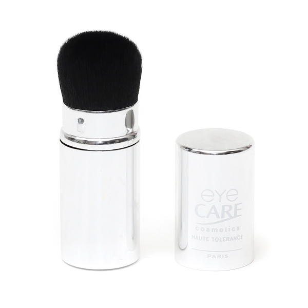 Eye Care pinceau rétractable pour fond de teint