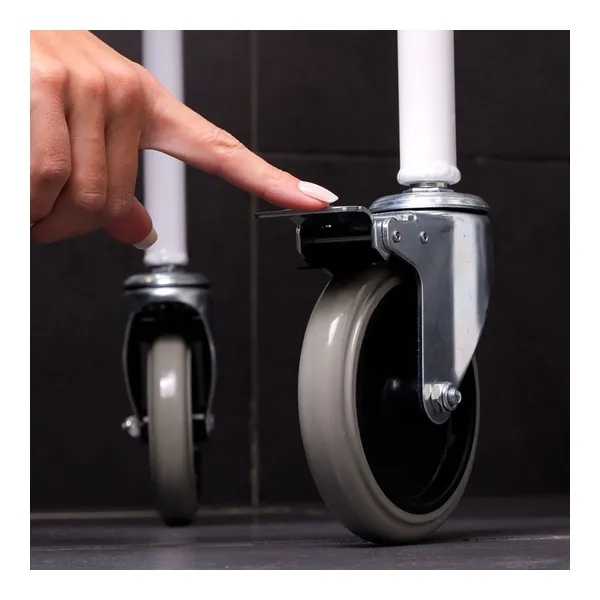 Chaise de douche pliable à roulettes Tobago