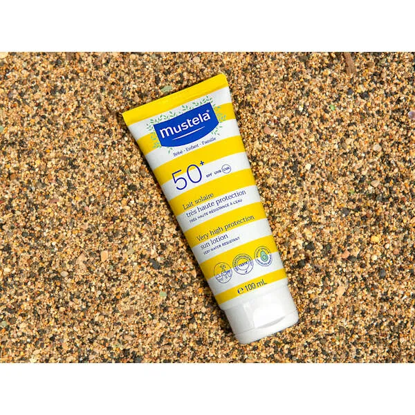 Mustela Lait solaire très haute protection SPF 50+
