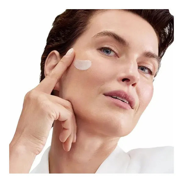 Eucerin Hyaluron Filler + Elasticity Soin de jour ultra léger SPF 50