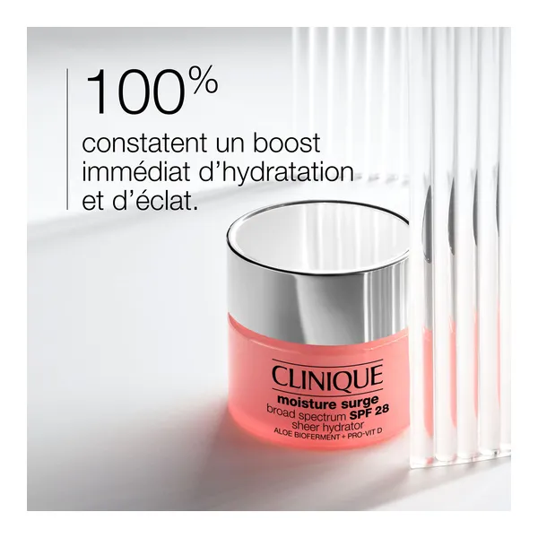 Clinique Moisture surge hydratant fini transparent SPF 25