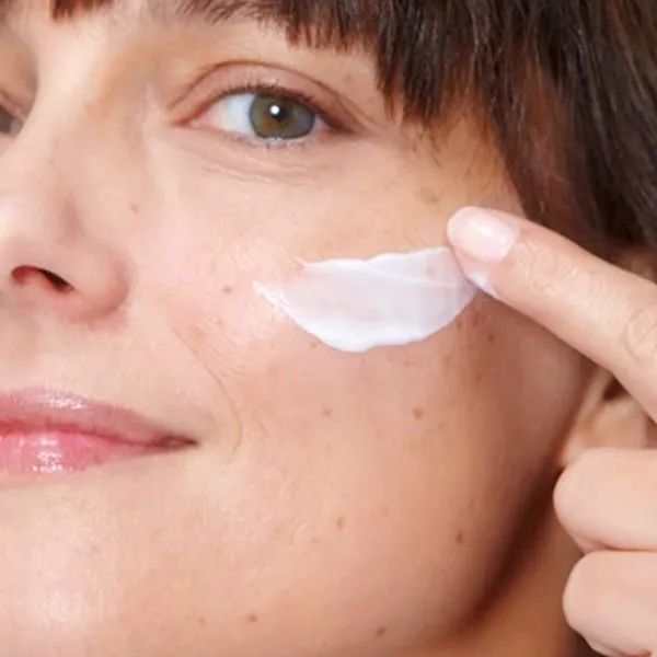 Etat pur fluide solaire protecteur visage SPF 30
