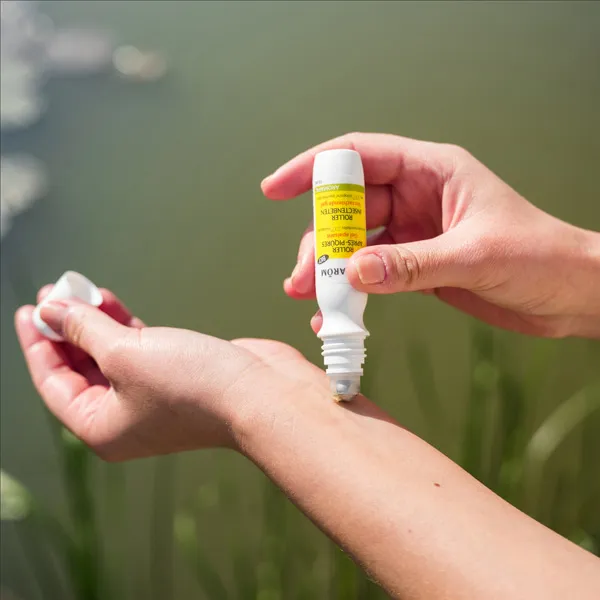 Pranarom Aromapic Roller après-piqûres bio