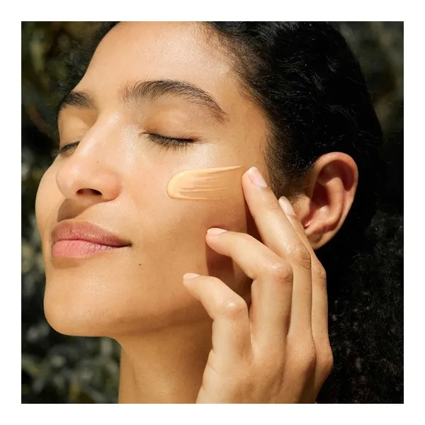 Laboratoires de Biarritz Fluide solaire invisible anti taches SPF 50+