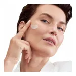 Eucerin Hyaluron Filler + Elasticity Soin de jour ultra léger SPF 50
