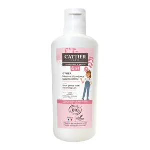 Mousse ultra douce toilette intime bio Gynéa Cattier girl