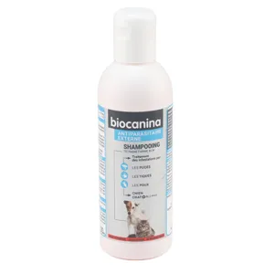 Biocanina shampoing antiparasitaire pour chat et chien