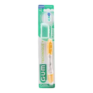 Brosse à dents medium Gum Technique plus Compacte 493